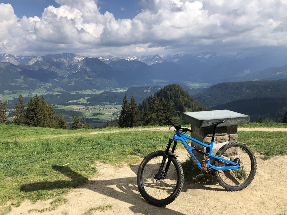 Bikebergsteigen - MTB-Trail Weiherkopf, Hörnerrunde, Ofterschwang