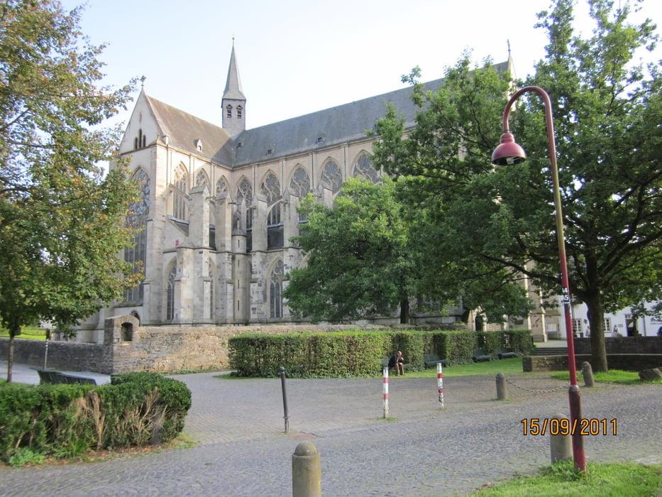 durch das Eifgenbachtal zum Altenberger Dom