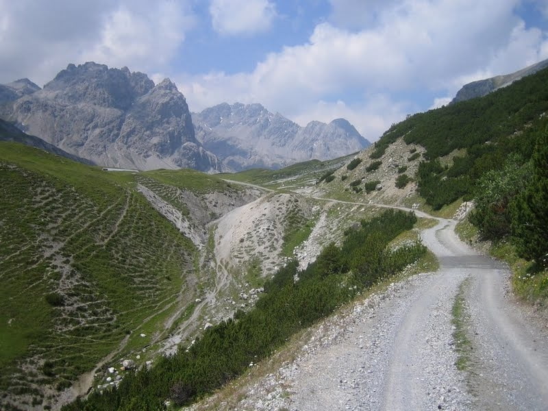Scuol-Val Müstair-Val Mora-Alpisella-Livigno-Chachauna-Scuol