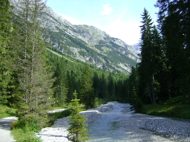 Scharnitz zum Karwendelhaus