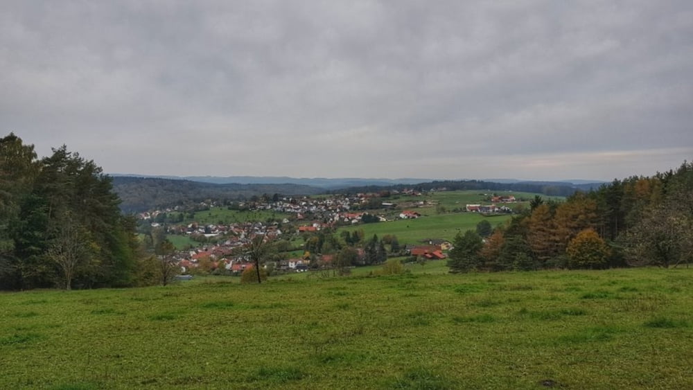 Weiten-Gesäß und Zuckerbuckelhütte