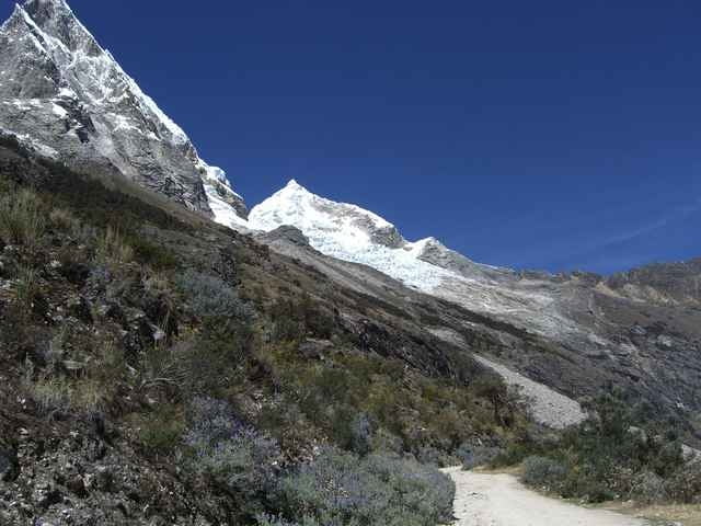 Rund in der Cordillera Blanca
