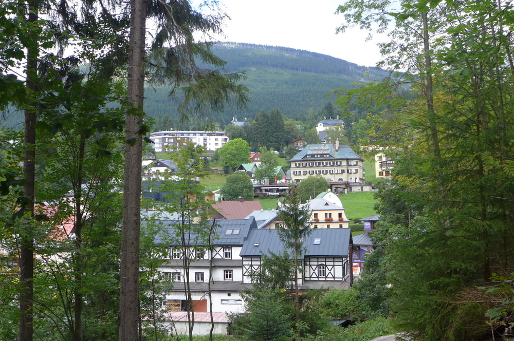 Hotels und Pensionen soweit das Auge reicht