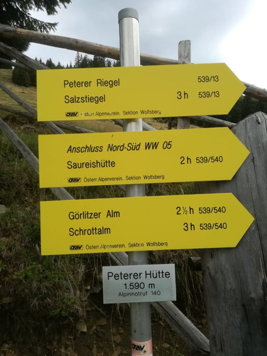 Perterer Hütte und Görlitzer Hütte