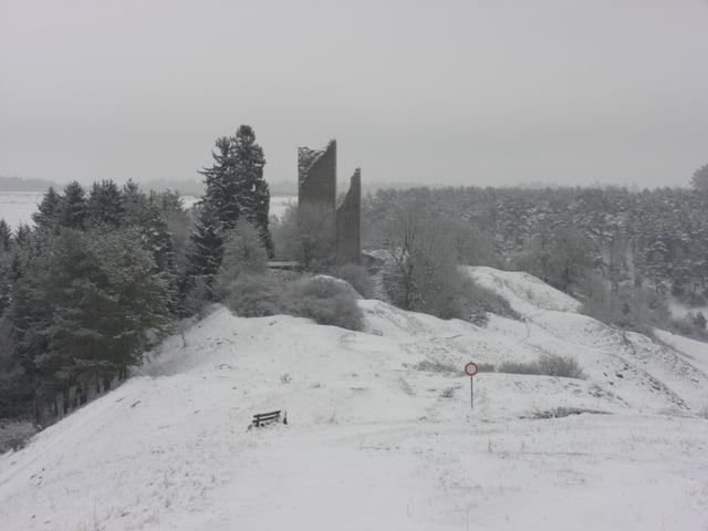 Ritter und Römer. Von der Ruine Bechtal nach Weißenburg i. Bay.
