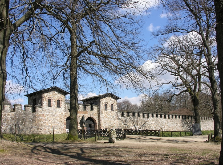 Friedrichsdorf-Saalburg-Hessenpark-Kirdorf-Friedrichsdorf