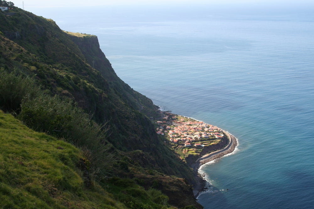Von Prazeres zum Meer und zurück