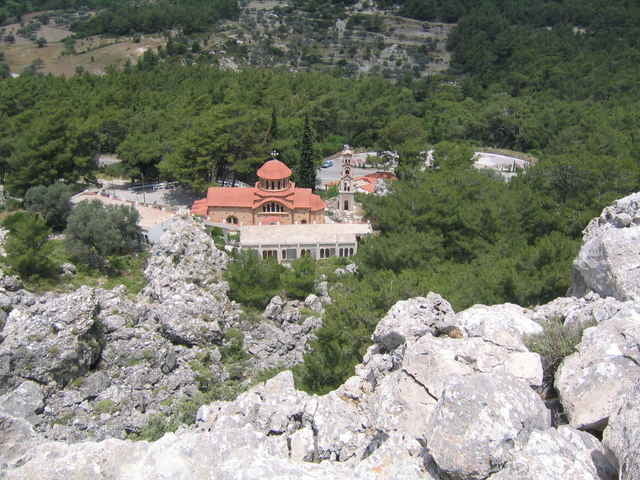 Oberhalb von Agios Nektarius 